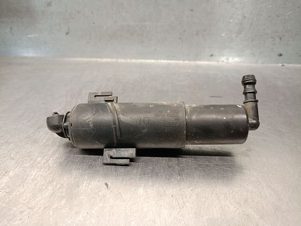 Headlight washer spray nozzle