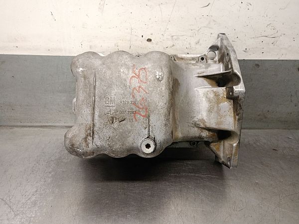 Oil pan