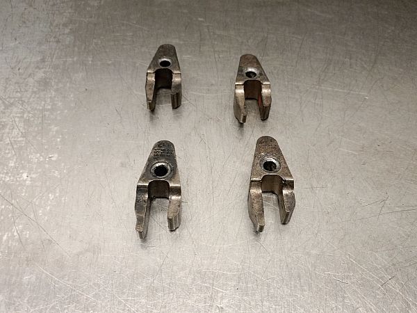 Fuel injector clamp holder