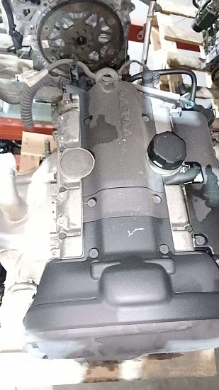 Motor VOLVO V40 Estate (645)