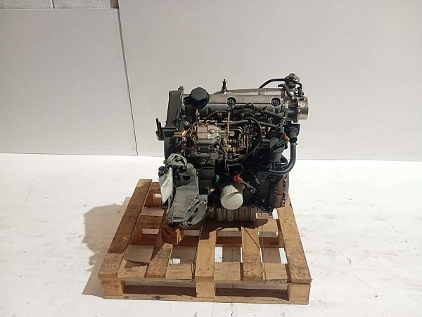 Motor VOLVO V40 Estate (645)