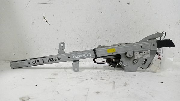 Seatbelt height adjuster