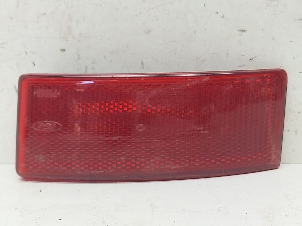 Rear light reflector
