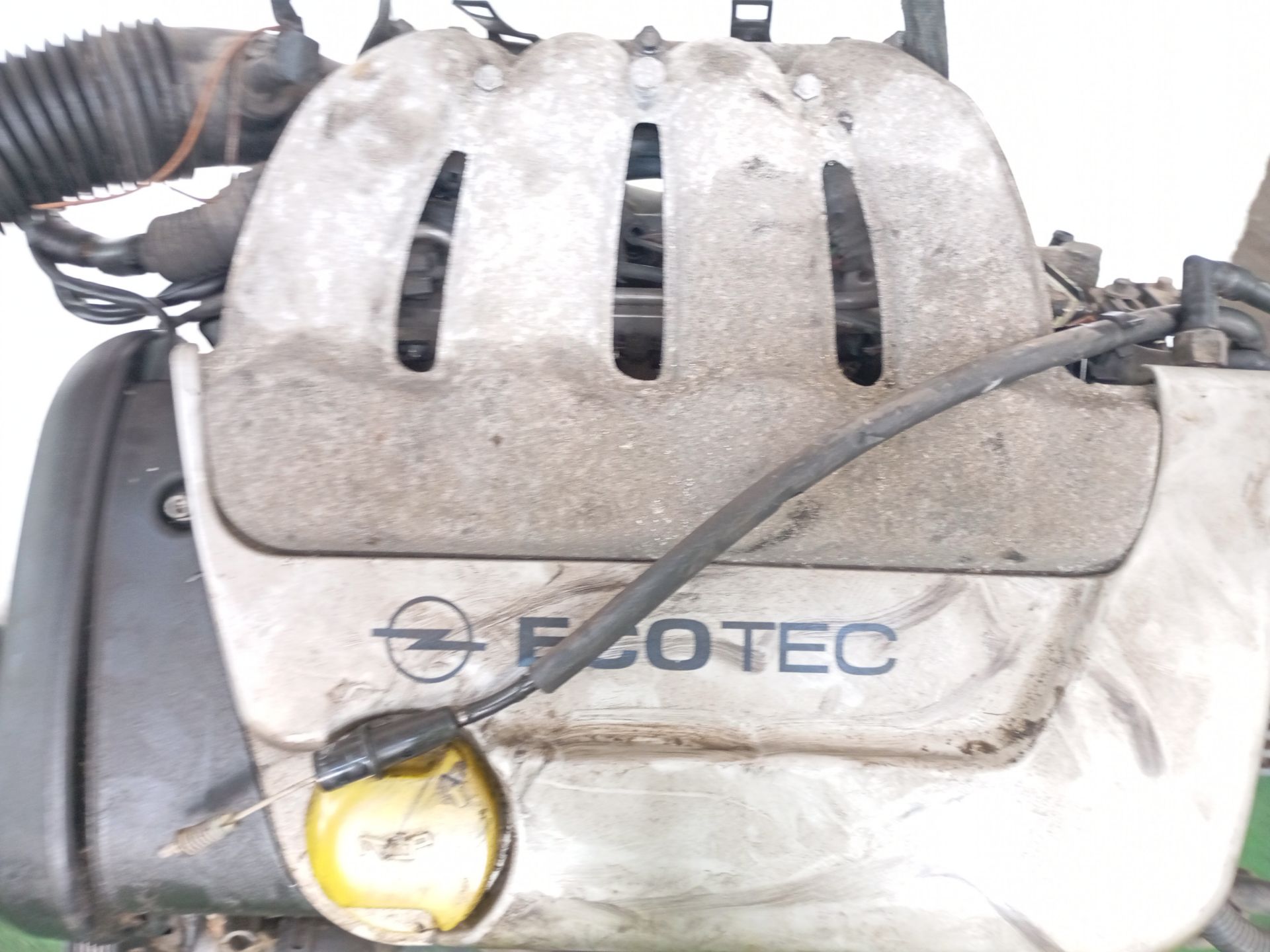 Motor para Opel TIGRA (S93) motor completo usado en Menorca foto 6