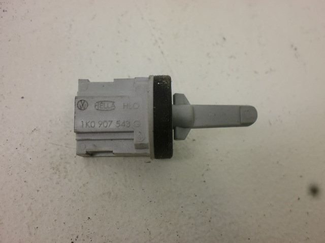 Radiator - sensor/termostat VW GOLF VI (5K1)