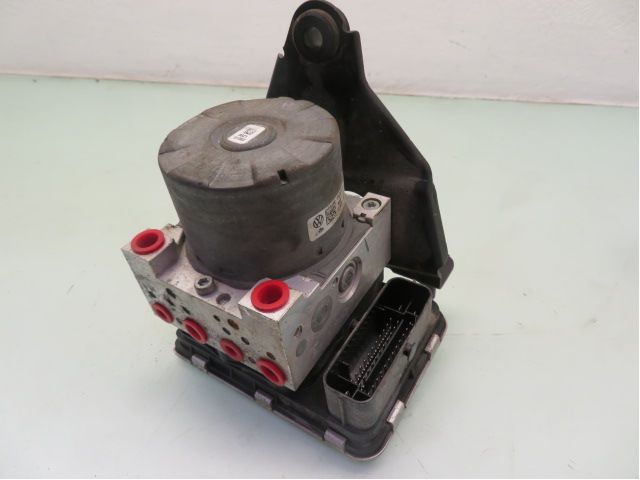 ABS Pumpe VW CADDY IV Box (SAA, SAH)