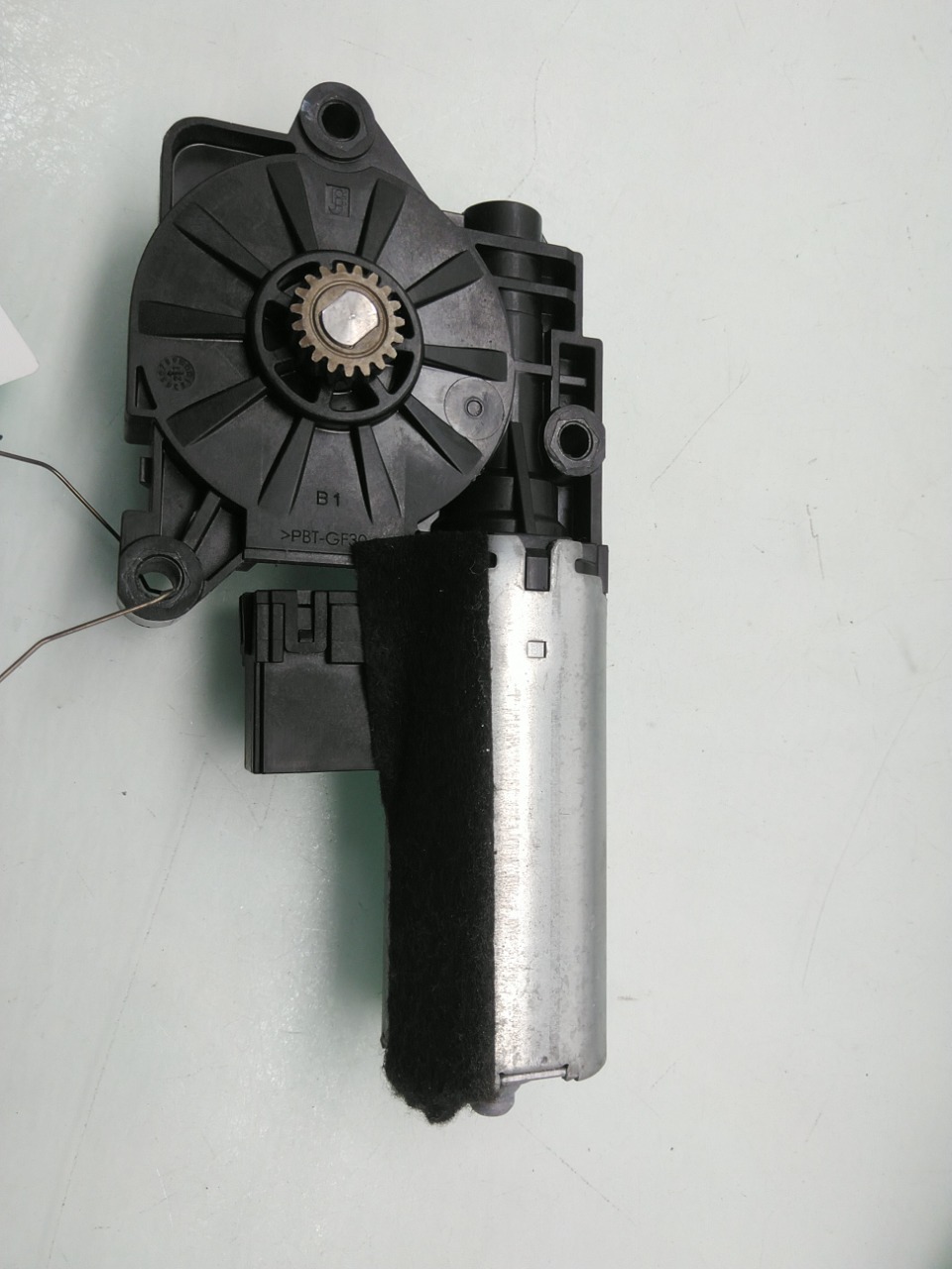 Rudemotor BYD TANG