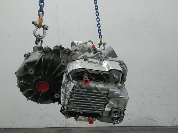 Motor - elektrisk - foran TESLA MODEL S (5YJS)