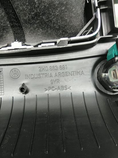 Radio frontplate VW AMAROK (2HA, 2HB, S1B, S6B, S7A, S7B)