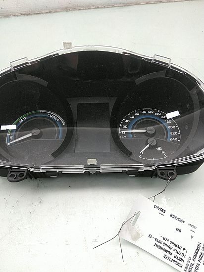 Instrumentbræt TOYOTA AURIS (_E18_)