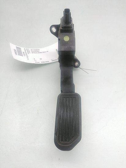 Speederpedal TOYOTA AURIS (_E18_)
