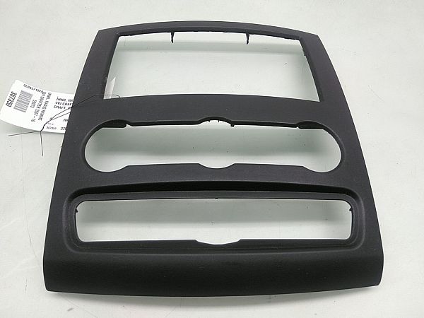 Radio frontplate VW CRAFTER 30-35 Bus (2E_)