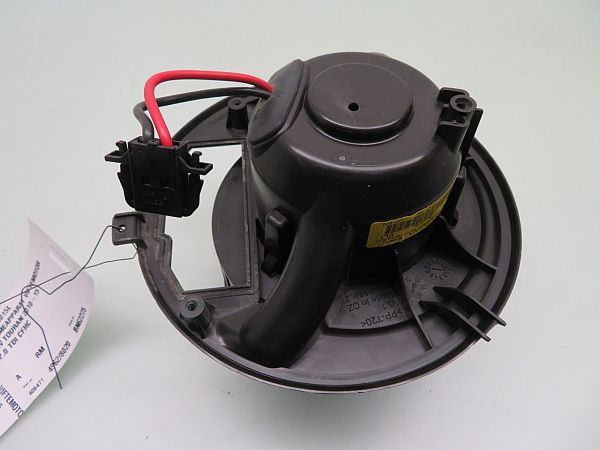 Blæsermodstand / Varmeblæser VW TOURAN (1T3)