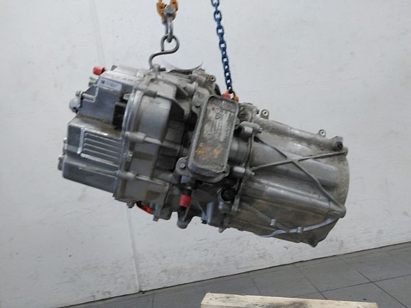 Motor - elektrisk - foran TESLA MODEL S (5YJS)