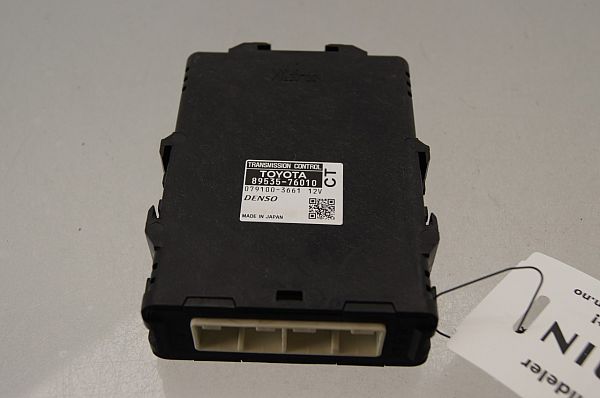 Gear - elboks TOYOTA PRIUS PLUS (_W4_)
