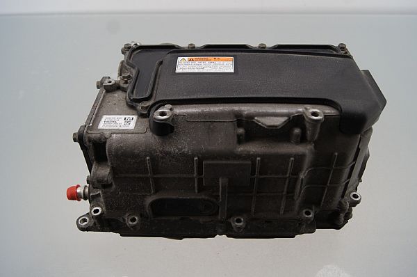 Converter / inverter - el TOYOTA PRIUS PLUS (_W4_)
