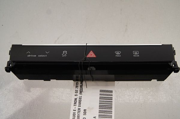 Kontakt - katastrofeblink AUDI E-TRON Sportback (GEA)