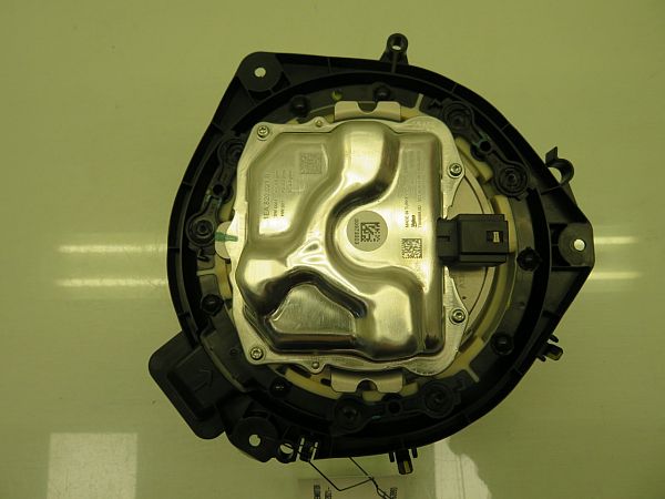 Blæsermodstand / Varmeblæser AUDI Q4 e-tron SUV (F4B)