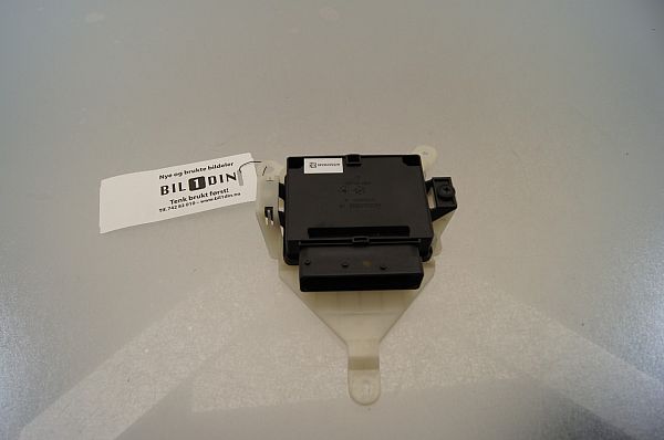 Parkeringsbremsemodul / styrboks (EPB) VOLVO V60 I (155, 157)