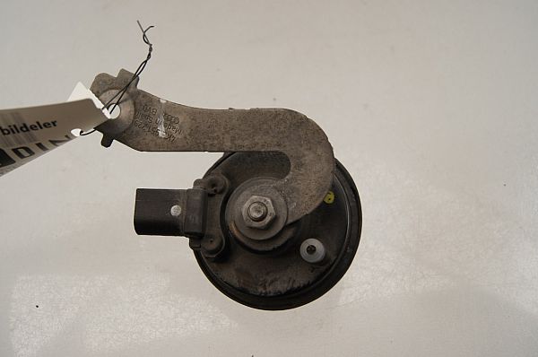Horn AUDI E-TRON (GEN_)