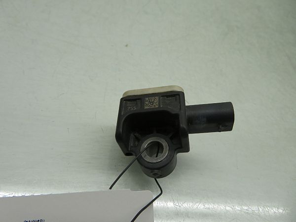 Sensor radar / aktiv kollisionsbeskyttelse AUDI A6 (4G2, 4GC, C7)