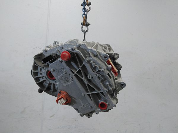 Motor - elektrisk - foran TESLA MODEL Y (5YJY)