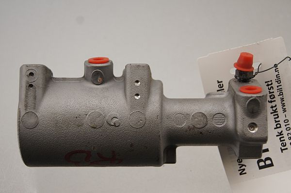 Bremse hovedcylinder TOYOTA PRIUS PLUS (_W4_)