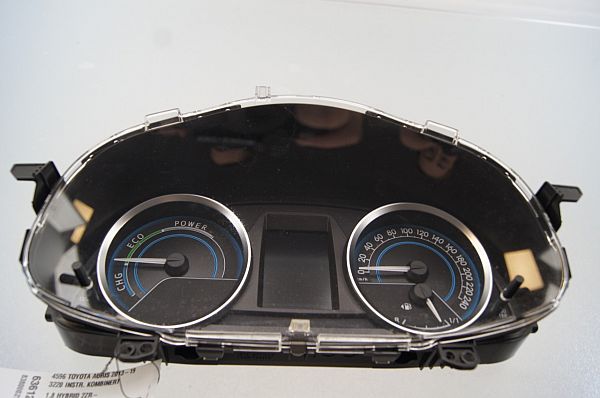 Instrumentbræt TOYOTA AURIS Estate (_E18_)