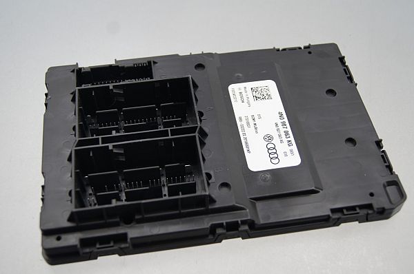 Komfort computer AUDI E-TRON (GEN_)