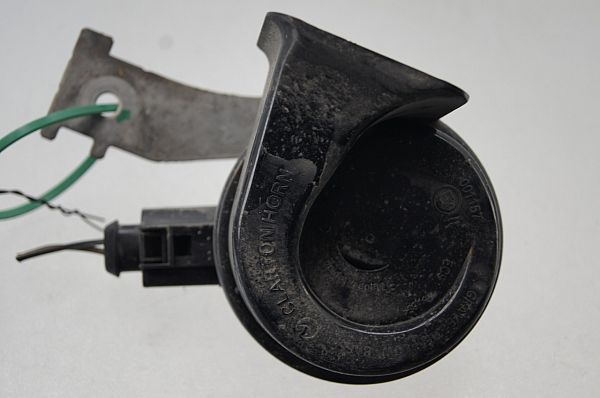 Horn AUDI E-TRON (GEN_)