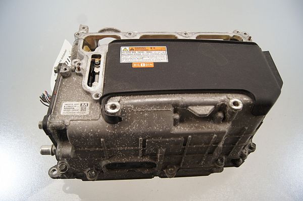 Converter / inverter - el TOYOTA PRIUS PLUS (_W4_)