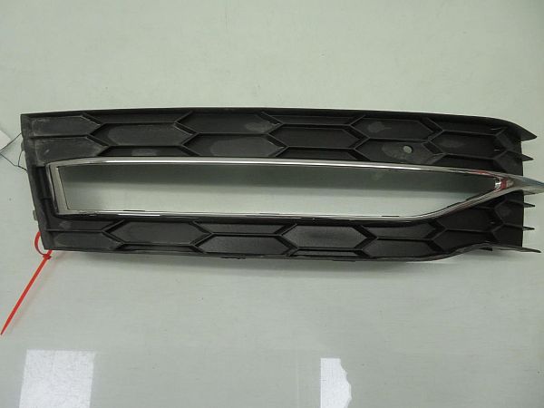Grill / gitter SKODA SUPERB III Estate (3V5)