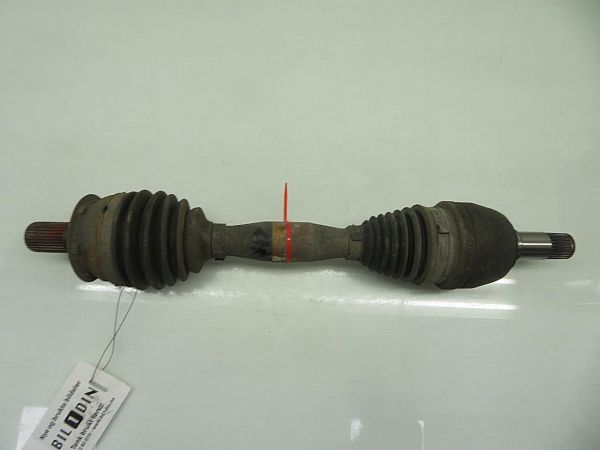 Drivaksel foran MERCEDES-BENZ CLA Coupe (C117)