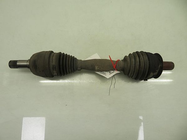 Drivaksel foran MERCEDES-BENZ CLA Coupe (C117)