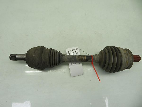 Drivaksel foran MERCEDES-BENZ CLA Coupe (C117)