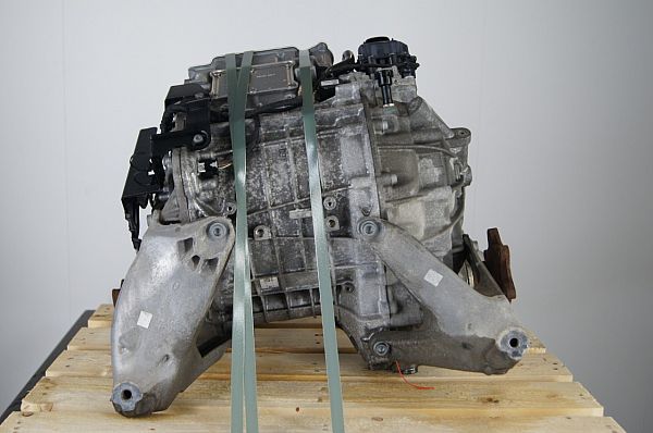 Motor - elektrisk - foran AUDI E-TRON (GEN_)