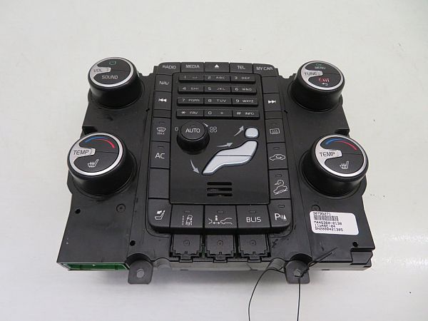 Aircondition boks VOLVO XC70 II (136)