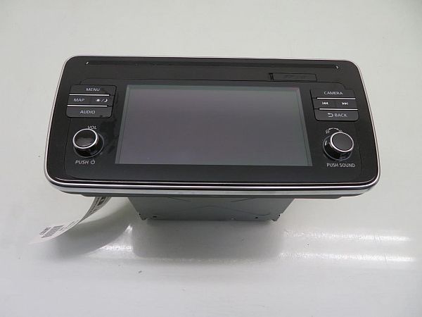 Gps/navigationsdele NISSAN LEAF (ZE1_)