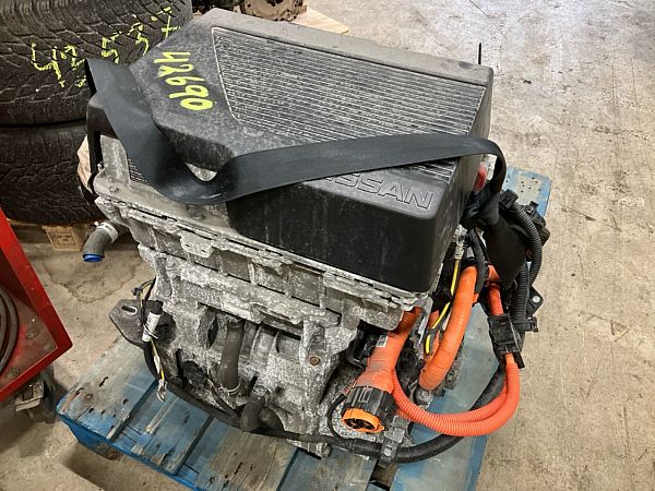 Motor - elektrisk - foran NISSAN LEAF (ZE1_)