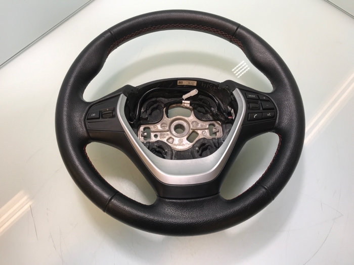 Ratt - (airbag medfølger ikke) BMW 1 (F20)