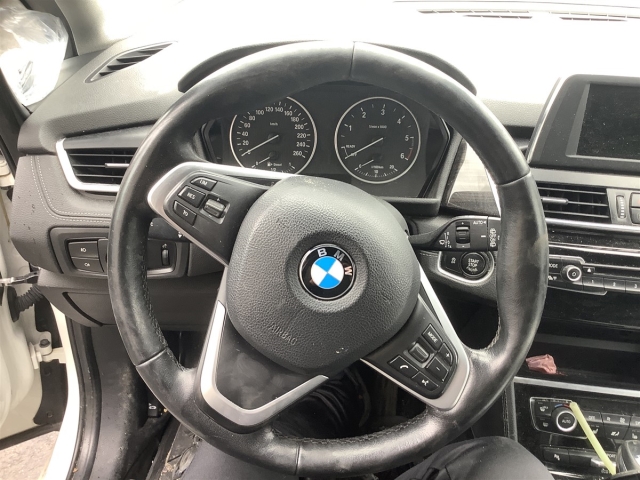 Ratt - (airbag medfølger ikke) BMW 2 Gran Tourer (F46)
