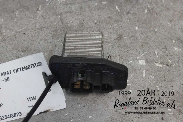Varmeapparat viftemotstander MAZDA BT-50 Pickup (CD, UN)