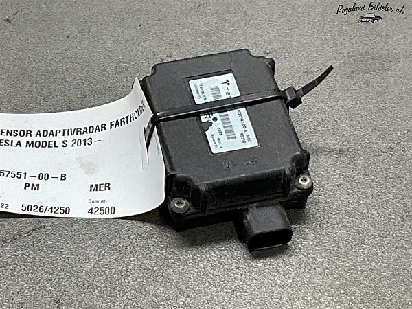 Sensor - adaptiv fartpilot TESLA MODEL S (5YJS)