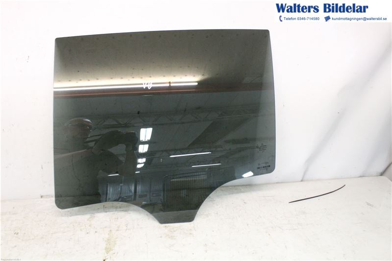 Rear side window screen MERCEDES-BENZ E-CLASS T-Model (S213)