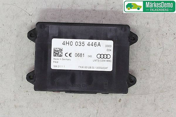 Wzmacniacz antenowy AUDI R8 Spyder (427, 429)