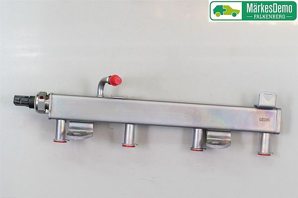 High-pressure rail / injection nozzle pipe TOYOTA COROLLA Estate (_E21_)