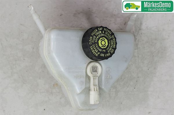 Brake liquid container MERCEDES-BENZ C-CLASS (W205)