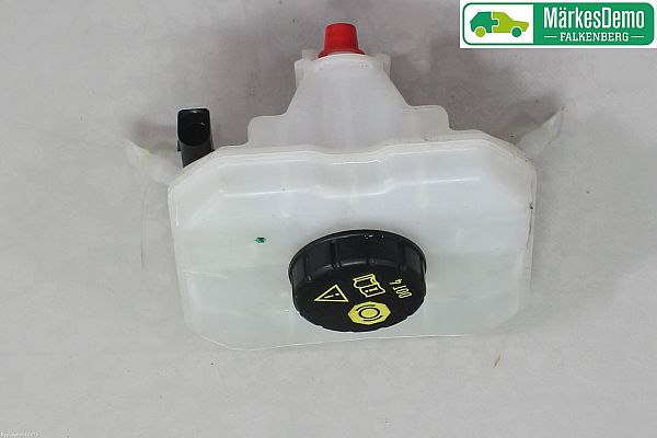 Brake liquid container AUDI Q5 Sportback (FYT)