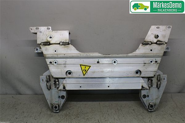 Front subframe PEUGEOT 2008 II (UD_, US_, UY_, UJ_, UR_, UC_)