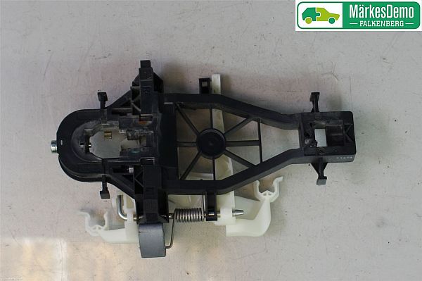 Sliding door handle
